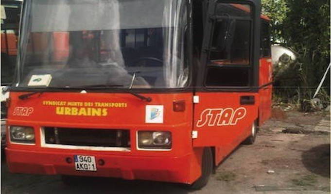 Bus société de transport urbain STAP